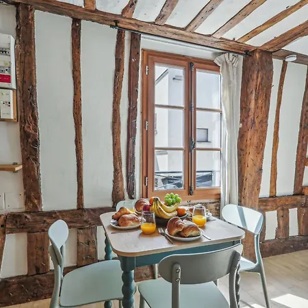 1Br Steps From The Louvre & Palais Royal & Opera Flat アパート